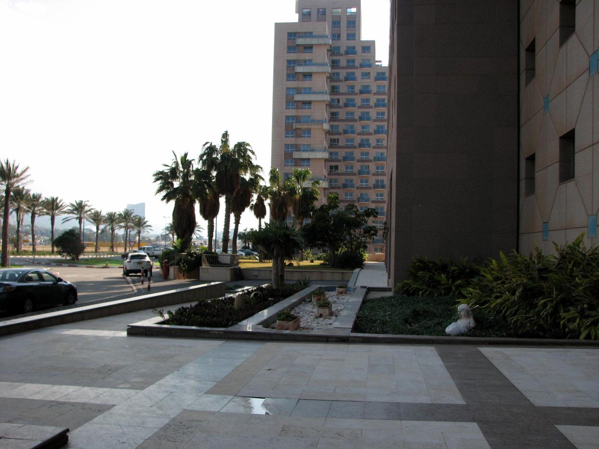 Apartments On The Beach Haifa Buitenkant foto