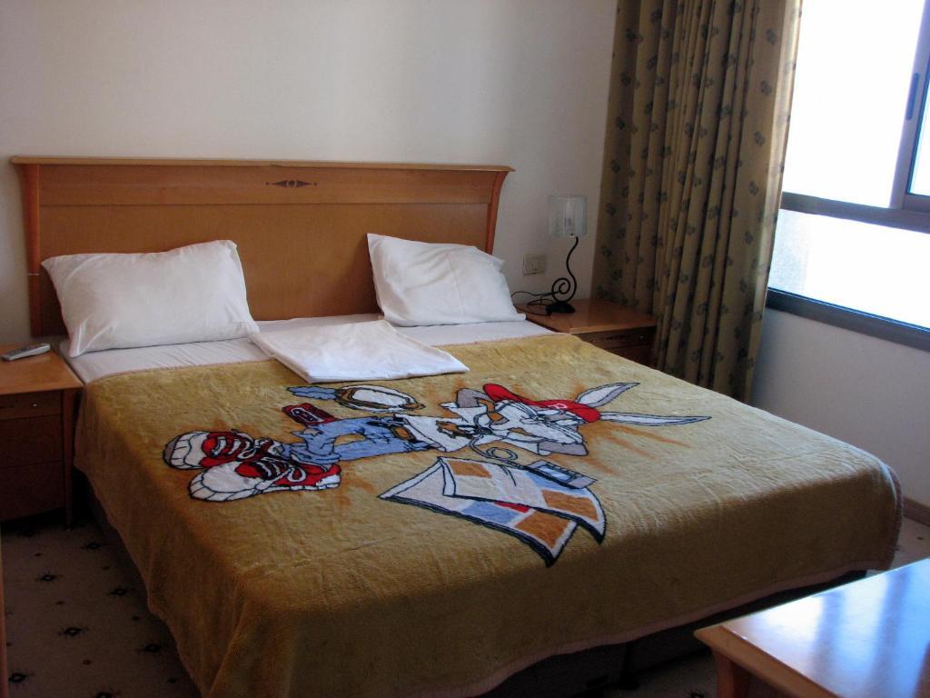 Apartments On The Beach Haifa Kamer foto